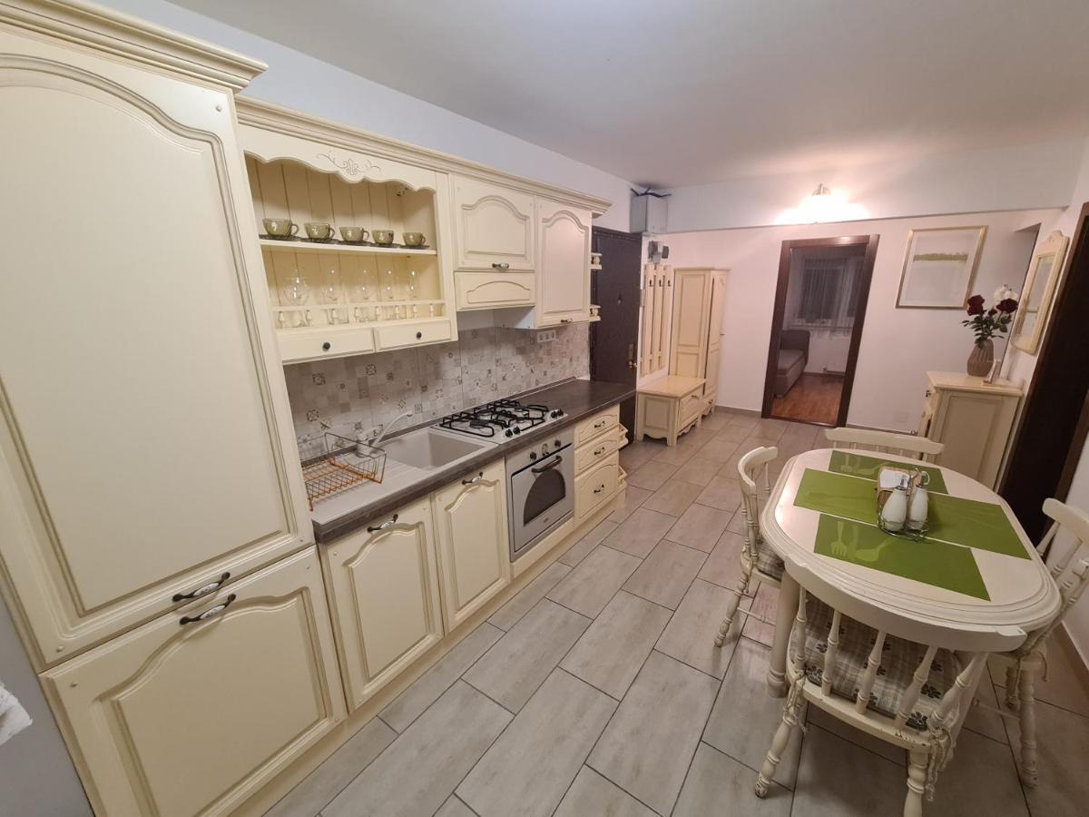 Clasic Apartment Nufarul ออราแด ภายนอก รูปภาพ